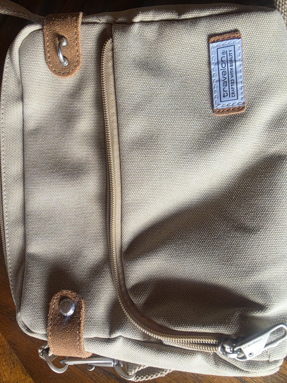 Travelon Heritage Cream/Beige Crossbody Shoulder Sling Bag - NWOT